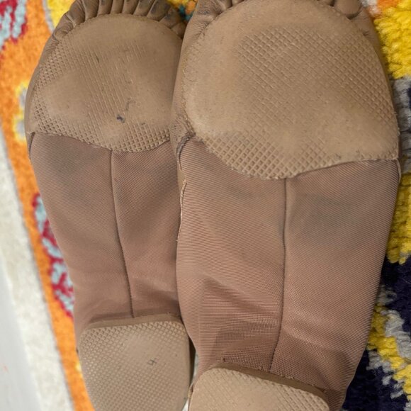 So Danca Jazz Shoes - Size 6W in Caramel - Picture 6 of 11